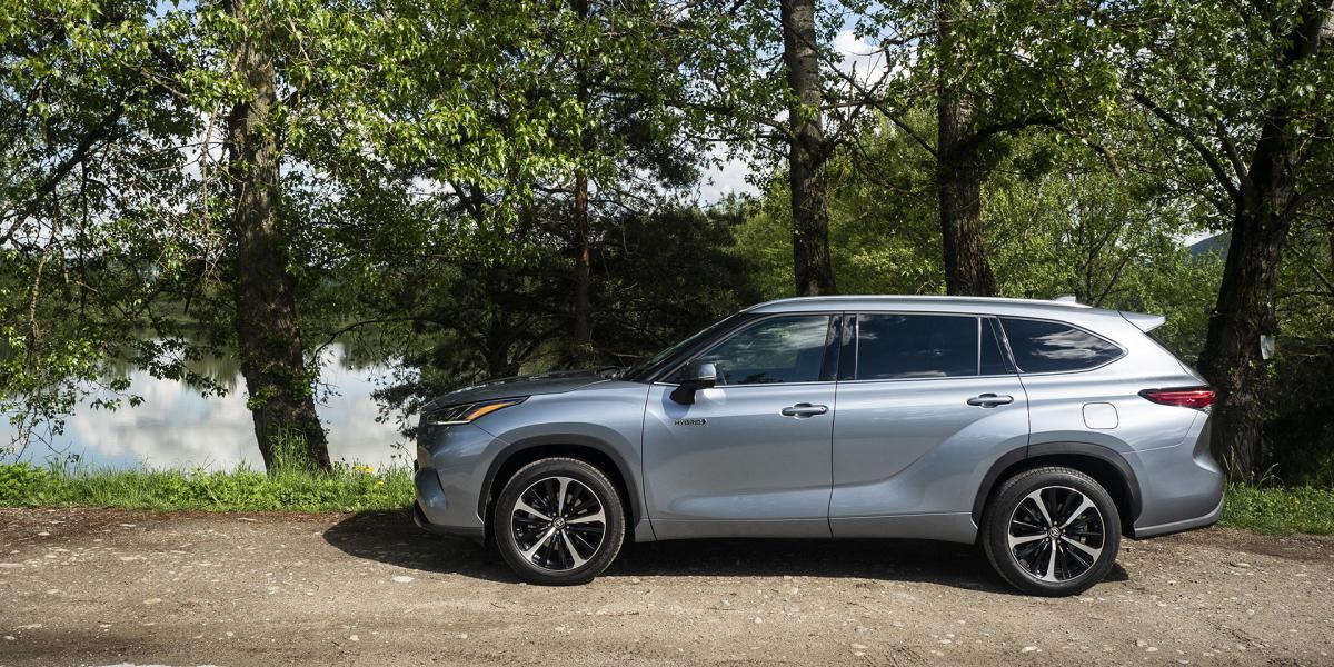 Test: Toyota Highlander – Ak ste čakali na 7 miest v RAV4, tak toto je riešenie