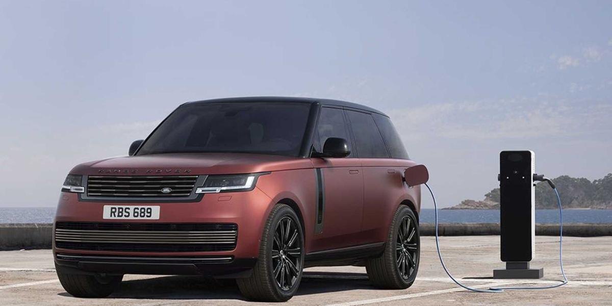 Nový Range Rover: Z veľkého sa stal obrovský