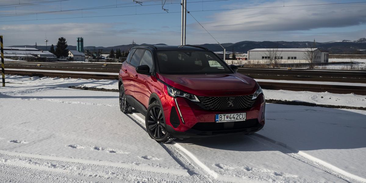 Test: Peugeot 5008 GT – rodinno-úžitkový ideál