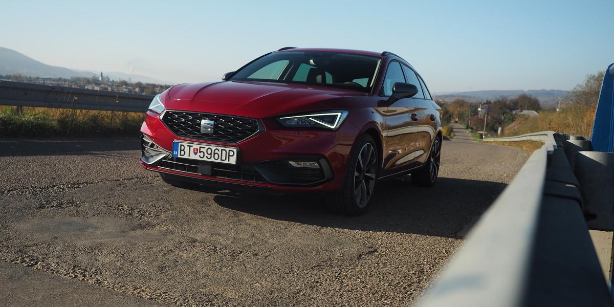 SEAT Leon Sportstourer s dvojlitrovým turbobenzínom je auto na väčšinu príležitostí