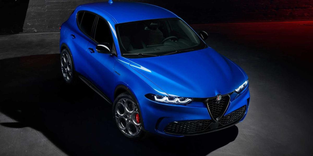 Alfa Romeo Tonale predvádza ako má vyzerať menšie SUV