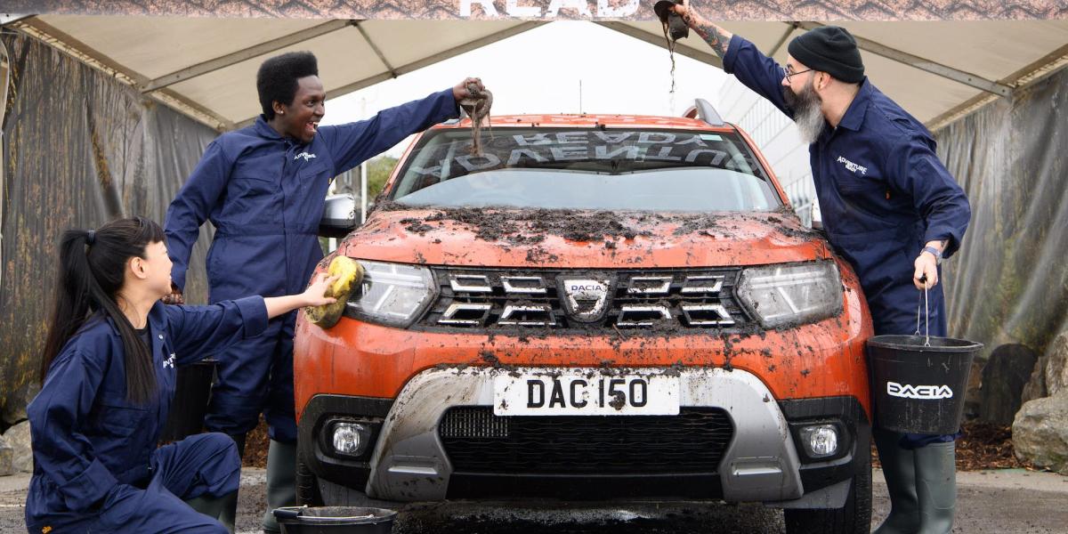 Dacia Vám auto zašpiní, aby ste vyzerali drsnejšie!