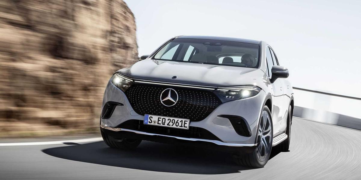 Mercedes EQS SUV: Luxus, elektrika a sedem miest
