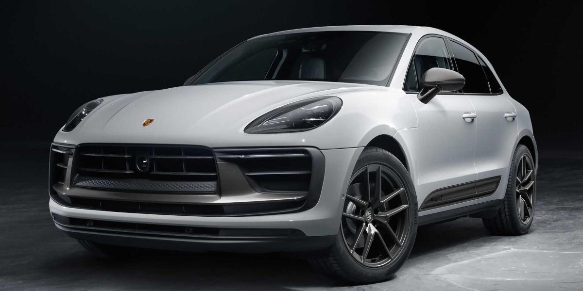 Porsche Macan T má byť obratné rodinné SUV so slávnym logom