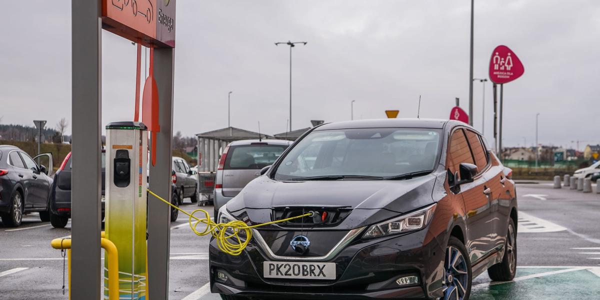 V tomto sú elektromobily 52 rokov pozadu!