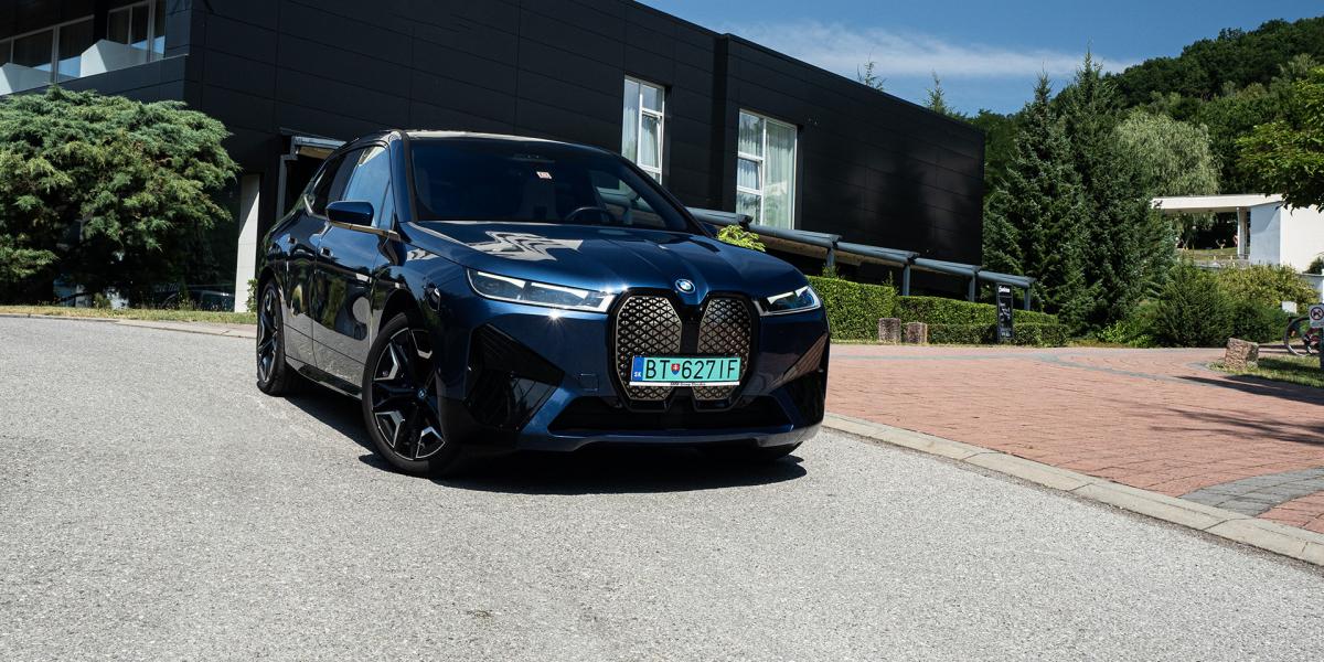 Test: BMW iX M60 - teleport
