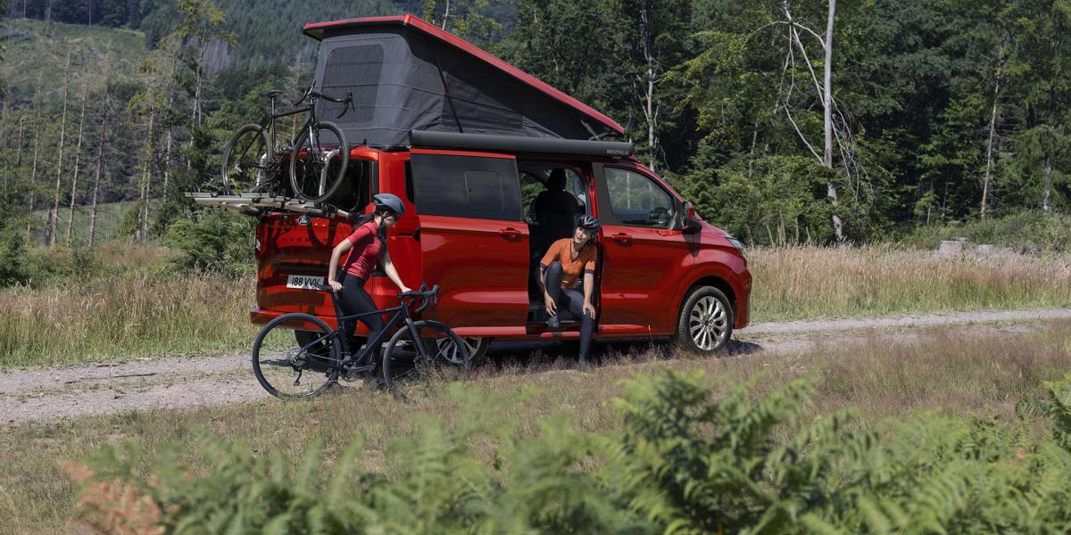 Ford myslí na kempovanie, pridáva Transit Custom Nugget