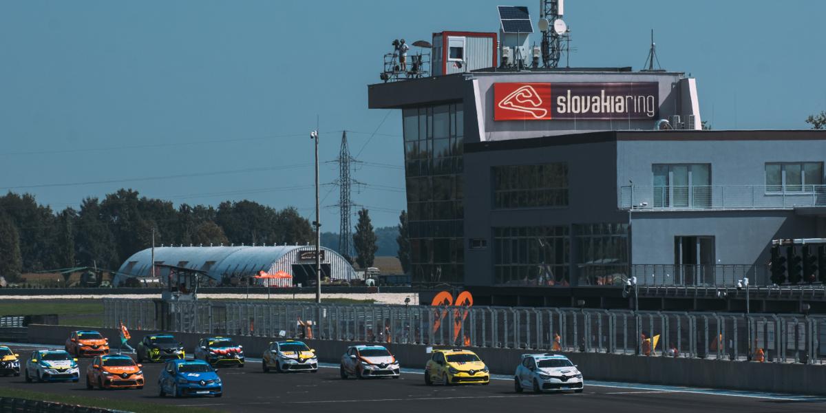 HORÚCA A VZRUŠUJÚCA VEĽKÁ CENA SR