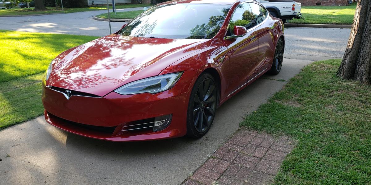 Okamžite po kúpe Tesly musel investovať 19 400 €!