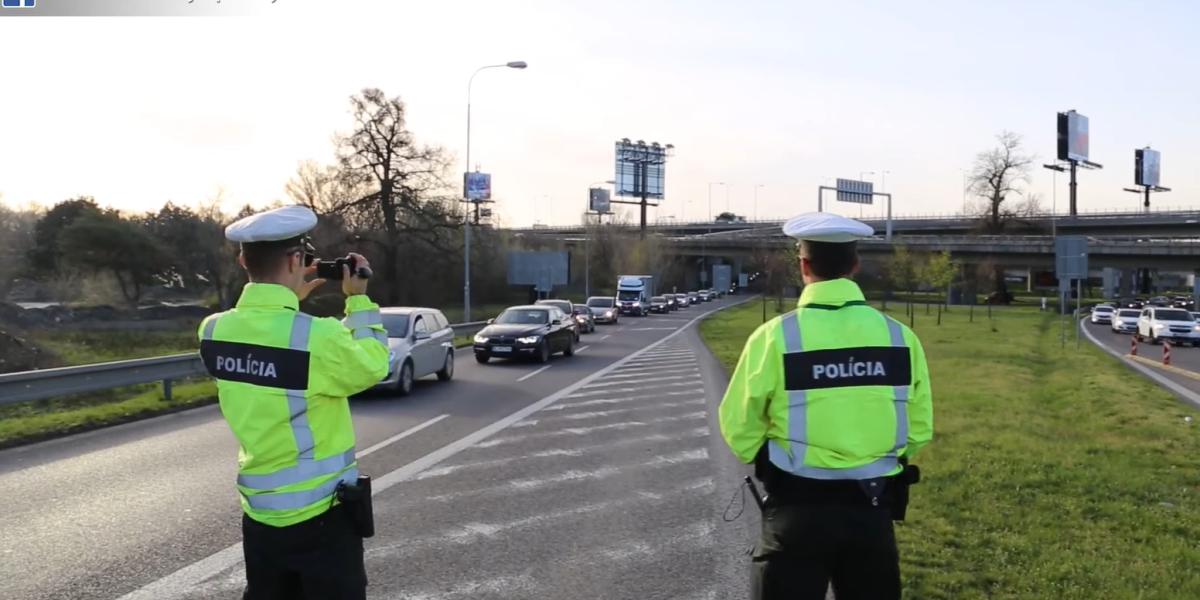 Nemáte šancu zistiť, že vás práve merajú. Aktuálne pokuty za rýchlosť