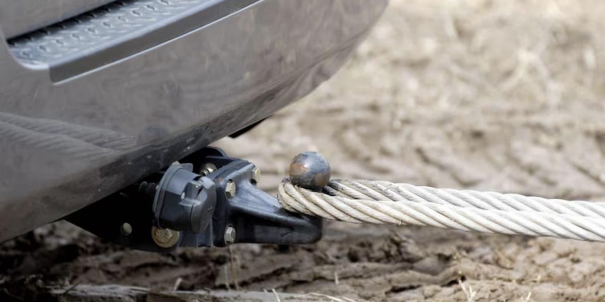 Slovák ťahal auto na lane: Z Nemecka do Viedne! 