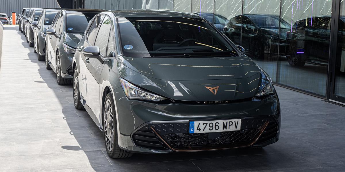 Cupra Born VZ je nový vrchol ponuky modelu a aj tak jazdí 