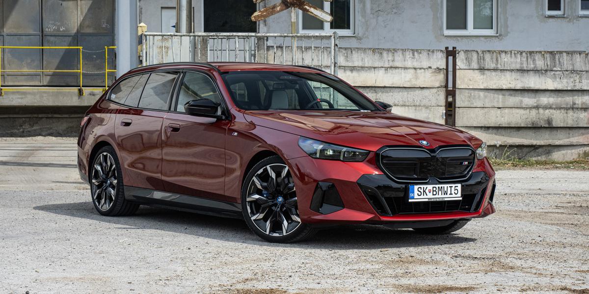 Test BMW i5 M60 Touring: Výkon menšej elektrárne v rodinnom kombi
