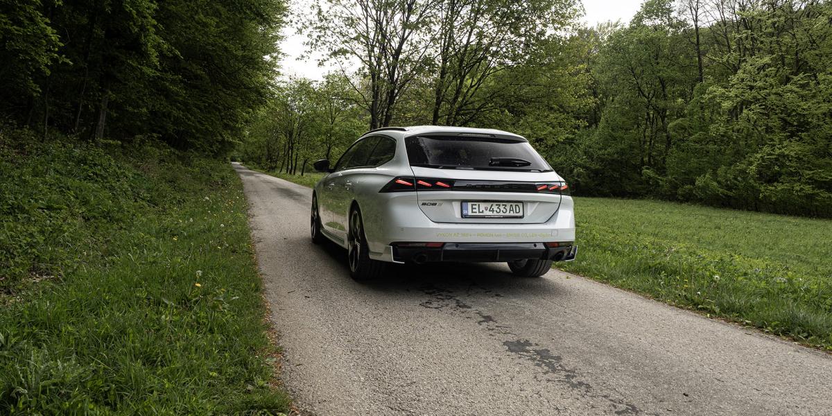 Peugeot 508 SW PSE je korunou portfólia automobilky