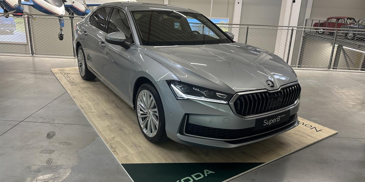 Nová Škoda Superb je na Slovensku, bude stáť od 38 840 eur, zatiaľ