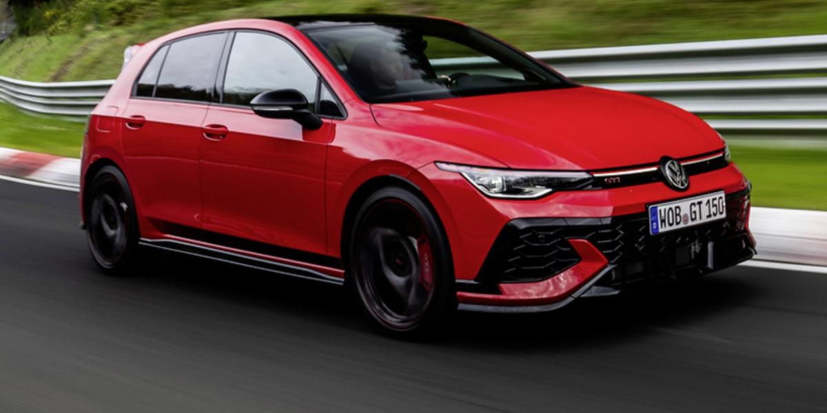 Už aj u nás! Najvýkonnejší VW GOLF GTI v histórii je silnejší ako BMW M135 xDRIVE a stojí menej