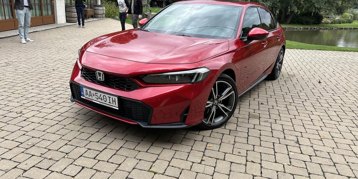 Test: Prvé dojmy z novej Hondy Civic. Dobrá správa, je lacnejšia ako predtým