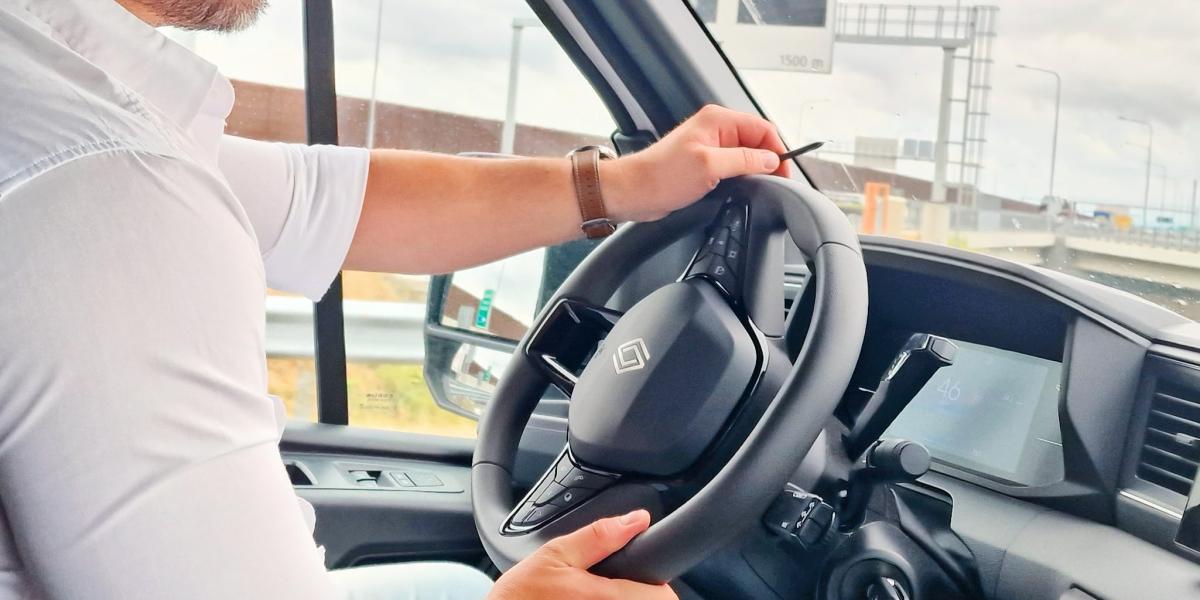 Tieto autá Renault ponúka prenájom za 100€ mesačne bez špekulácie. Mieni tak loviť nových váhajúcich zákazníkov