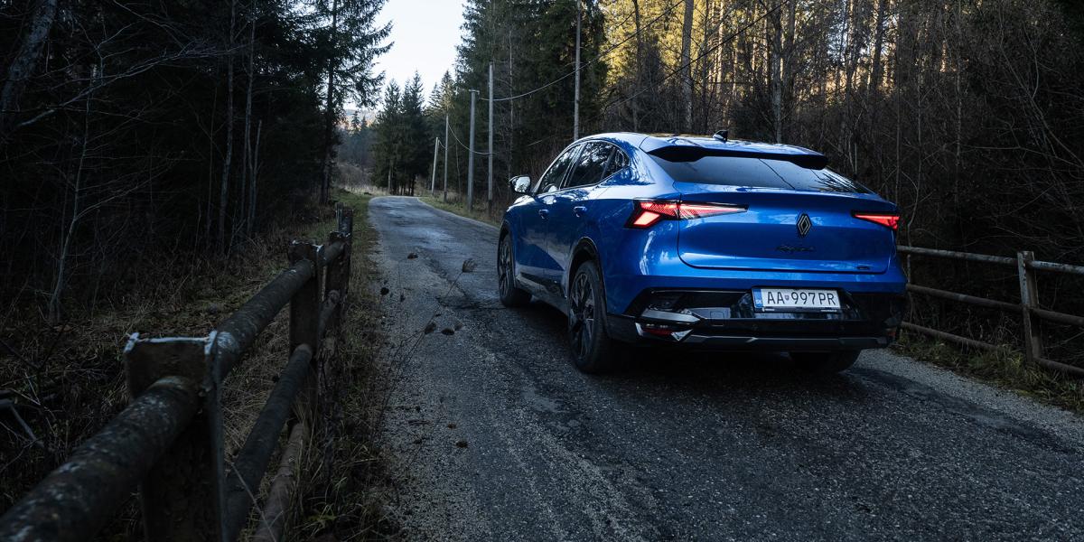 Test: Renault Rafale - Forma a funkcia v harmónii