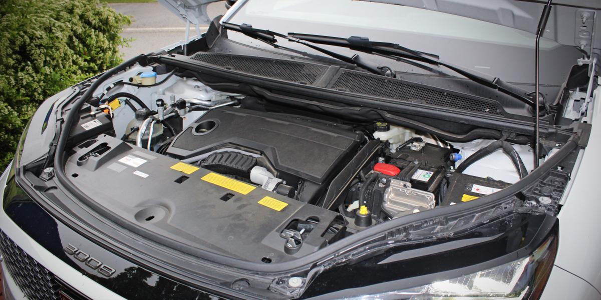 Príprava auta na jar a leto: Nepodceňujte kontrolu autobatérie!