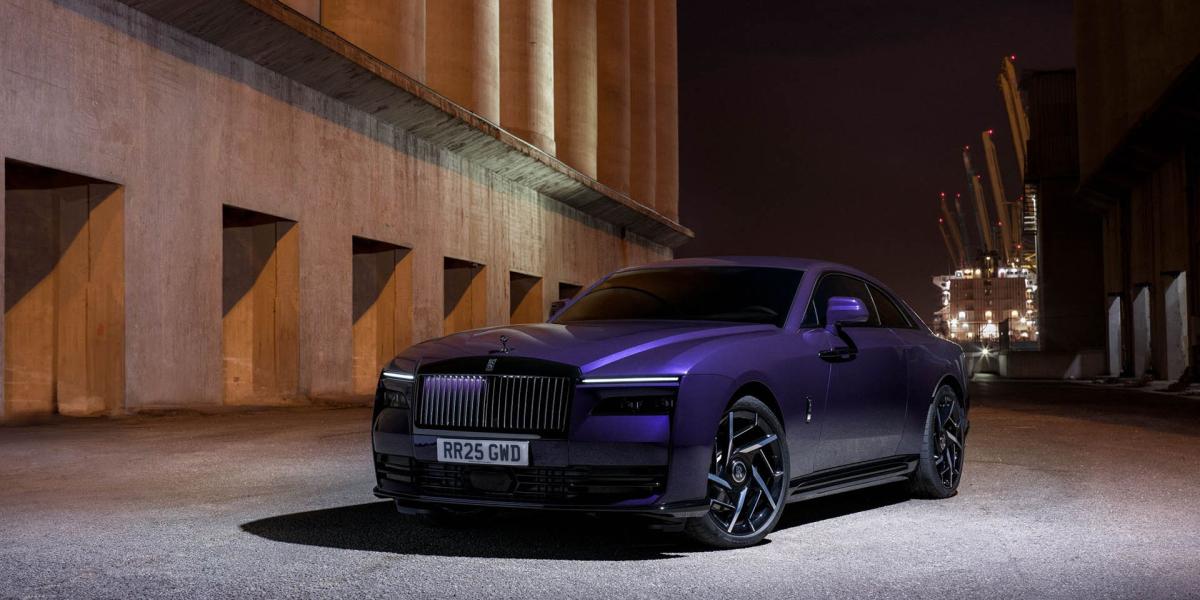 Rolls-Royce práve odhalil svoje najvýkonnejšie auto v histórii. Nie je šanca ho prehliadnuť