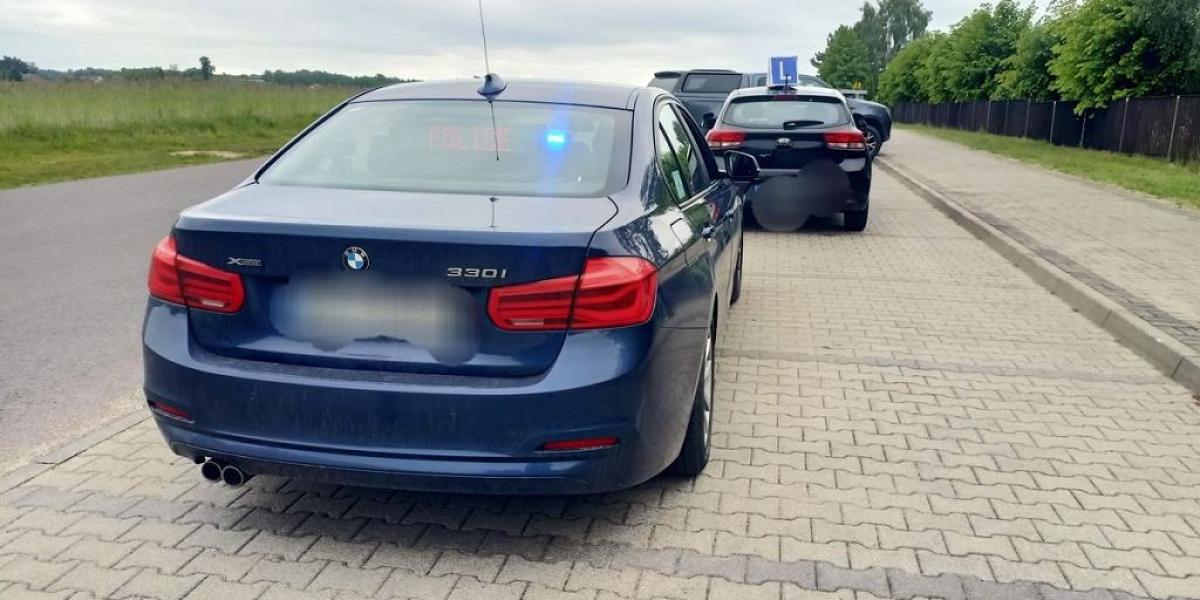 55-ročný inštruktor autoškoly je hanbou pre celé odvetvie. Okamžite upútal pozornosť polície, hrozia mu až 3 roky väzenia