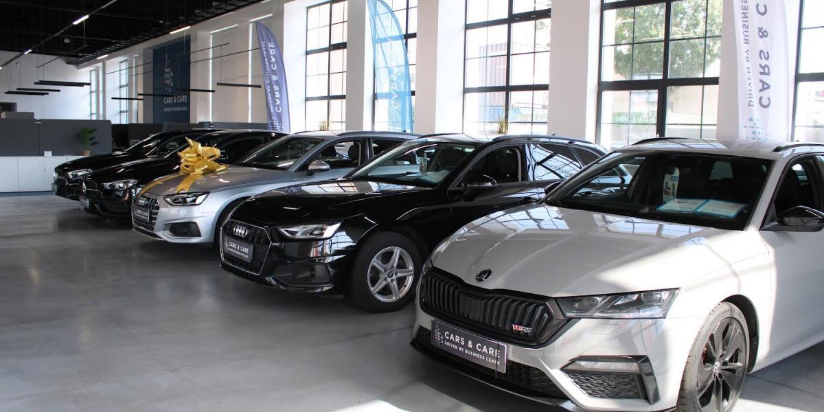 Vzor pre autopredajcov. Otvorili len pred rokom, zrušili „malé písmená“ a dnes ich zákazníci nevedia vynachváliť