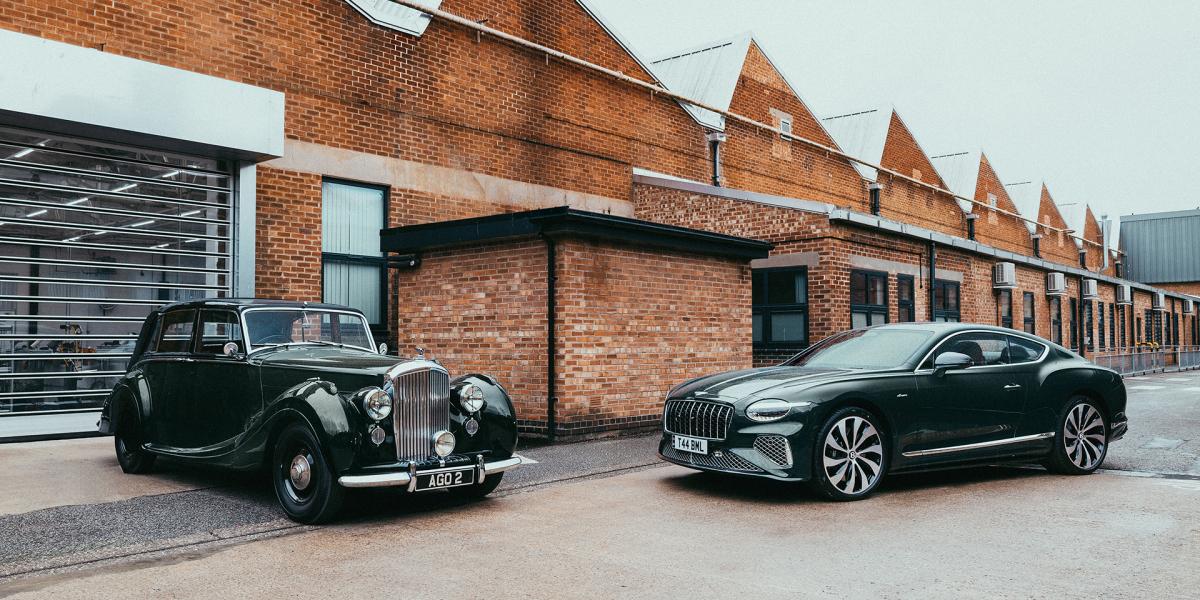 Špeciálny Bentley Continental GT Azure oslavuje 80 rokov v Crewe