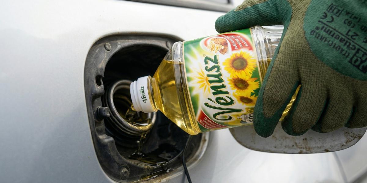 Niektorí motoristi začínajú pre nedostatok nafty experimentovať. Riskantný hazard s rastlinným olejom, sa im môže kruto vypomstiť