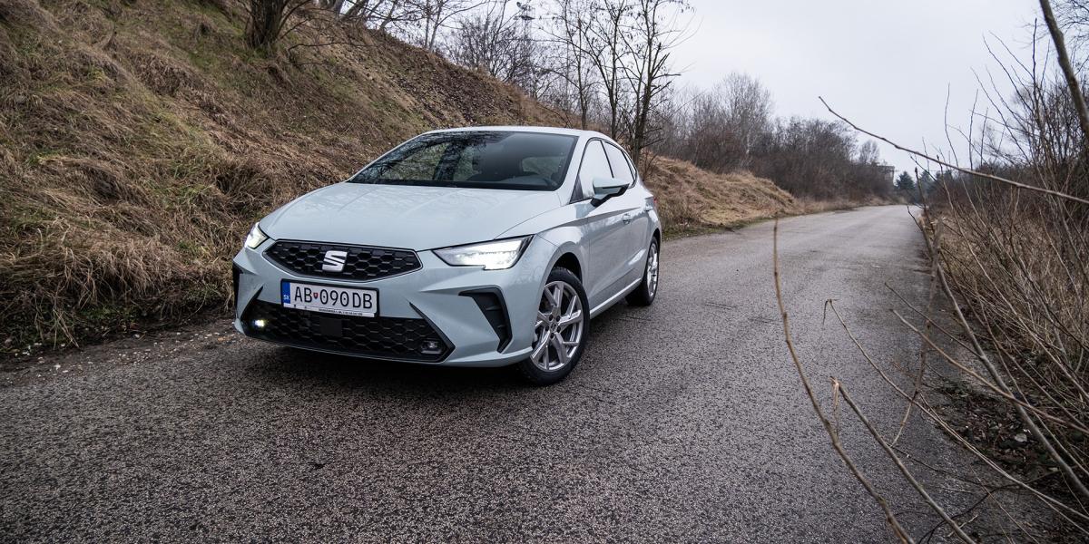 Test: Seat Ibiza dokazuje, že benzín je viac ako elektrický pohon