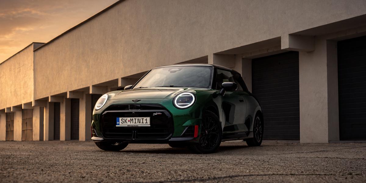 TEST MINI Cooper JCW Electric: Najzábavnejšie malé auto na trhu dokáže poriadne kopať!
