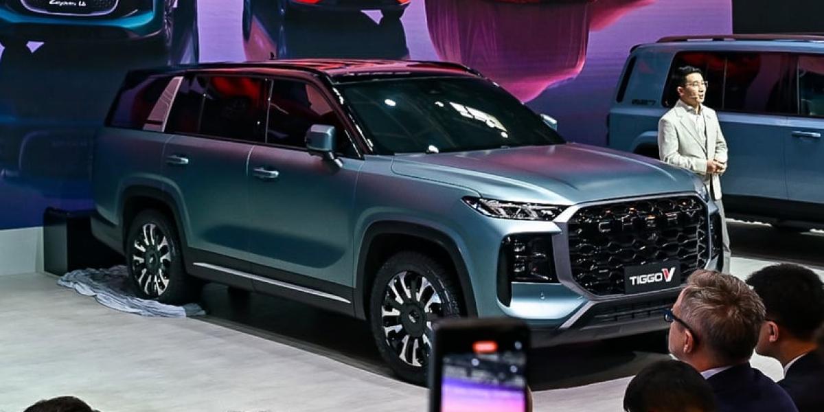 Na Slovensko prichádza prvé modulárne SUV-pickup Chery Tiggo V. Naživo z čínskeho autosalóna