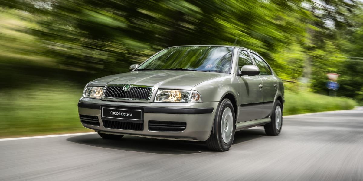 Škoda Octavia oslavuje 30 rokov. Ako sa zo skromného liftbacku stal pilier českého automobilového priemyslu