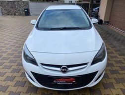 Opel Astra 1.4 Turbo 140k Essentia/Selection A/T