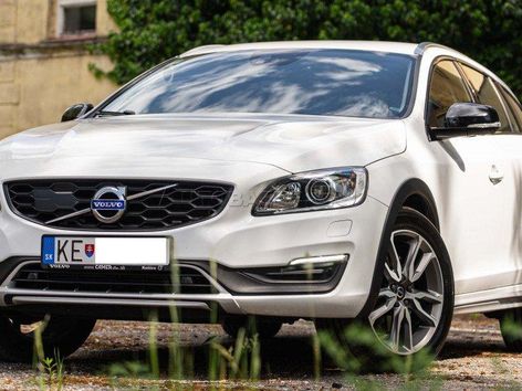  Volvo V60 Cross Country Combi 140kw Automat