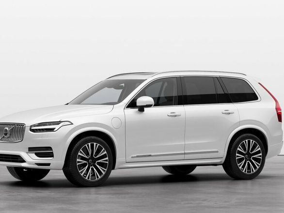 Volvo XC90 T8 eAWD Recharge Ultimate Bright model 2023