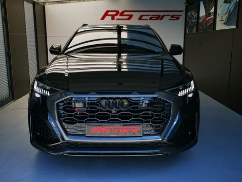   Audi RSQ8 4.0 TFSI Quattro Tiptronic Akrapovič